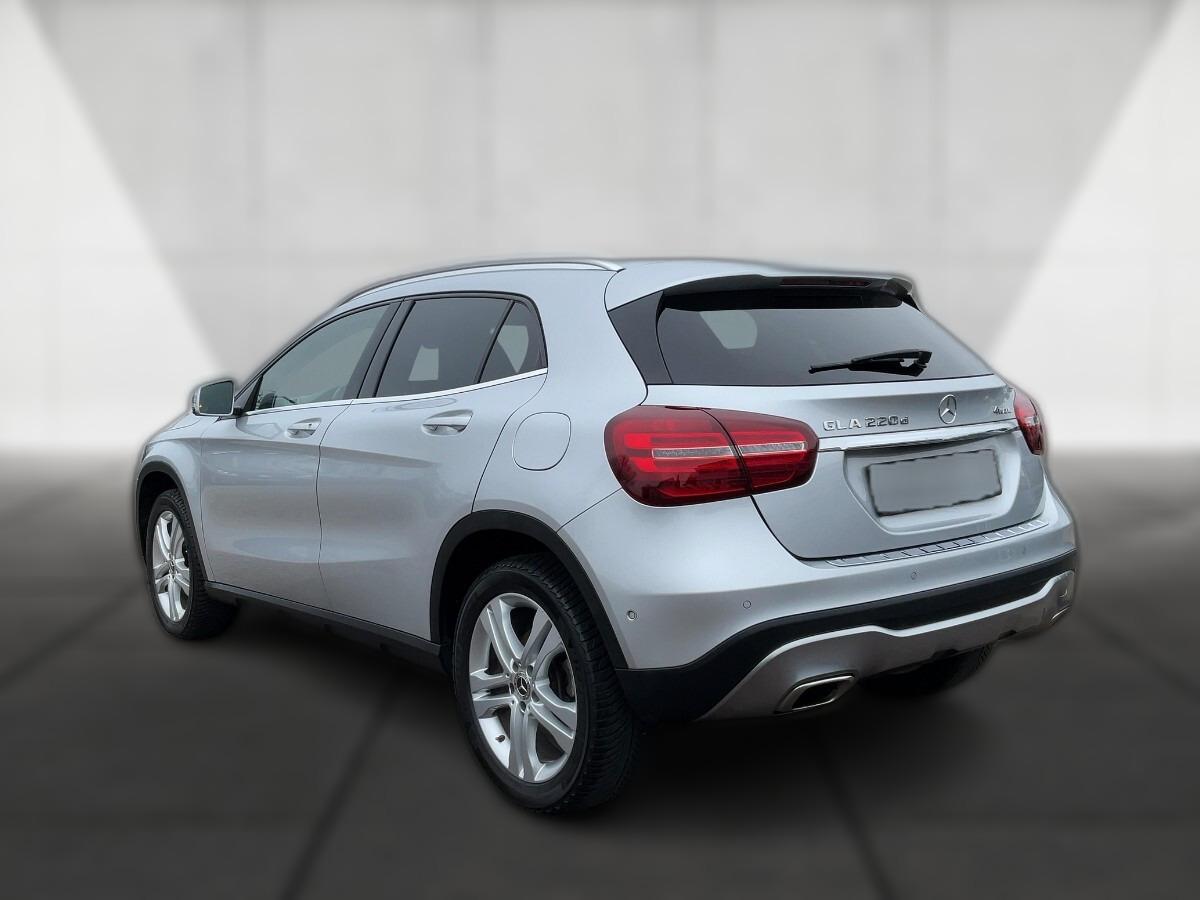 MERCEDES-BENZ GLA 220 d Urban 4Matic,AUTOM,Navi,LED,SHZ,Kamera